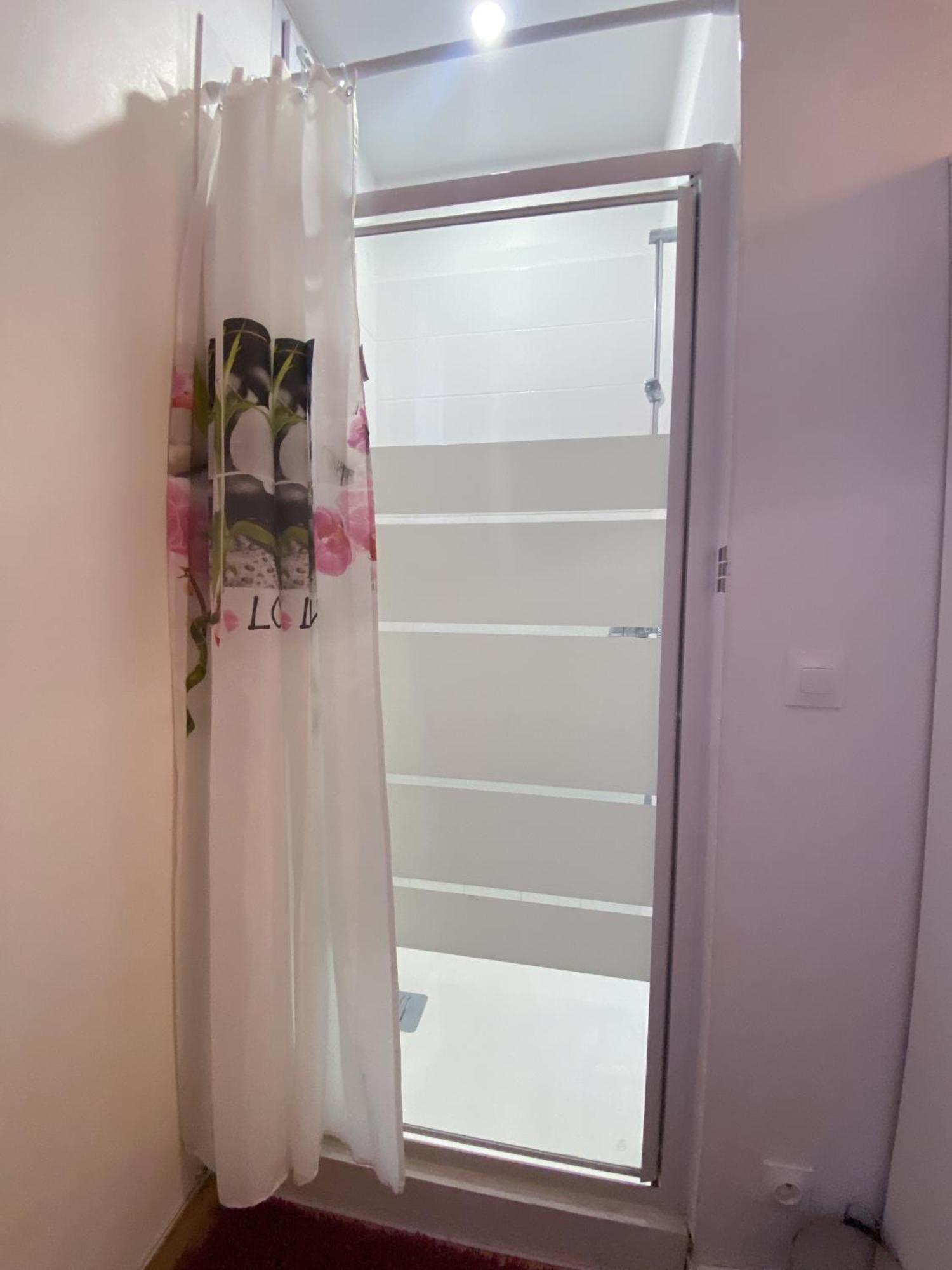 Nice Apartment Ideal To Visit Paris Clichy Ngoại thất bức ảnh
